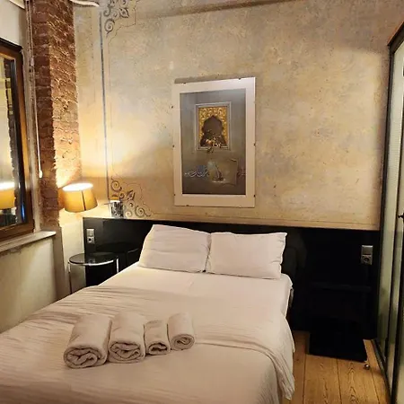 Taksim Galata Tower, Galata Historical Hotel