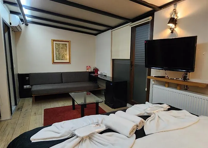 Taksim Galata Tower, Galata Historical 酒店 *