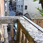 Taksim Galata Tower, Galata Historical Hotell
