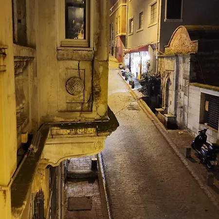 Taksim Galata Tower, Galata Historical